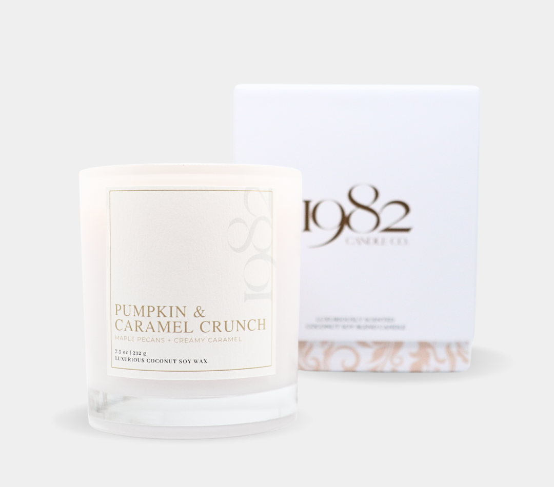 Pumpkin + Caramel Crunch (7.5oz Single Wick) - Notes: Pumpkin, Maple Pecans, Creamy Caramel
