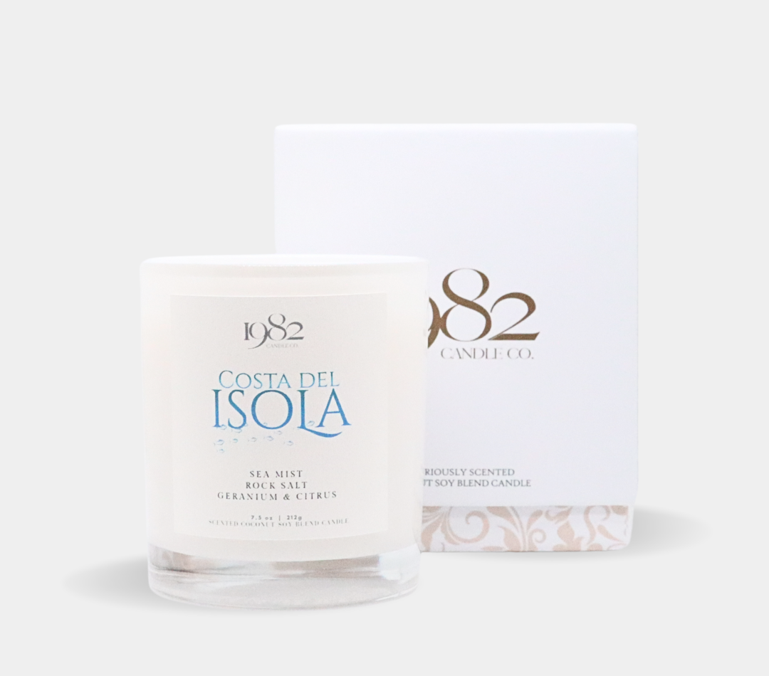 Costa Del Isola (7.5oz Single Wick) - Notes: Sea Mist, Rock Salt, Lily of the Valley, Geranium & Citrus